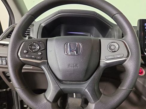 Used 2018 Honda Odyssey EX image 22
