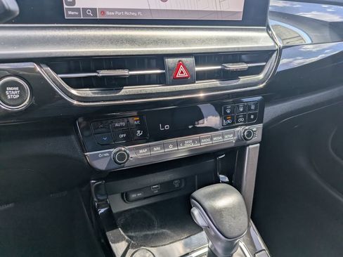 Certified 2024 Kia Seltos S FWD image 24