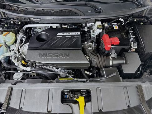 Used 2023 Nissan Rogue Platinum w/ Platinum Premium Package image 32