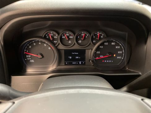 Used 2021 Chevrolet Silverado 1500 Custom image 10