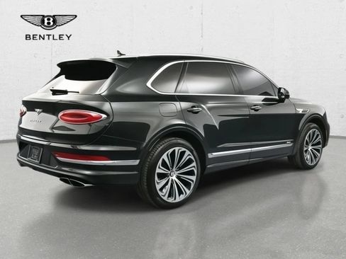 Certified 2024 Bentley Bentayga AWD/4WD image 3
