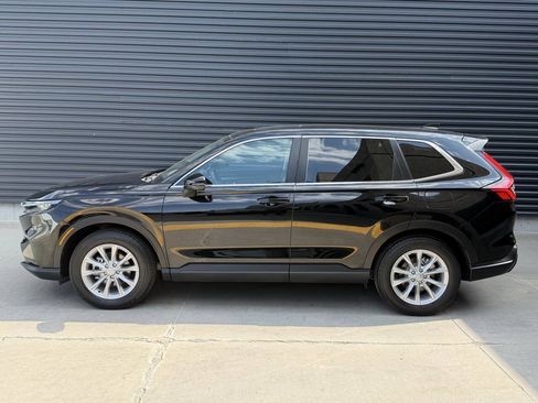 Used 2025 Honda CR-V EX-L image 9