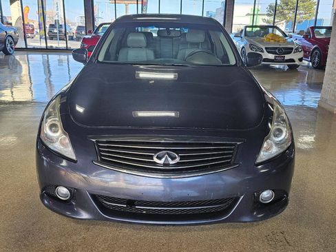 Used 2010 INFINITI G37 Journey w/ Premium Pkg image 2