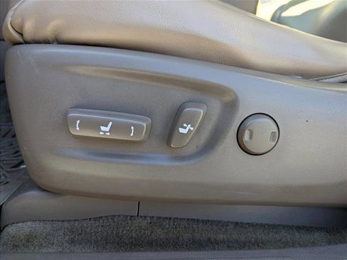 Used 2010 Lexus GX 460 image 11