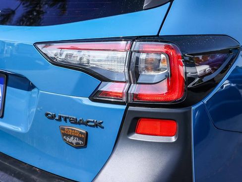 Used 2022 Subaru Outback Wilderness w/ Wilderness Package image 11