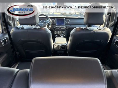 Used 2021 Jeep Wrangler Unlimited Sahara w/ Cold Weather Group image 28