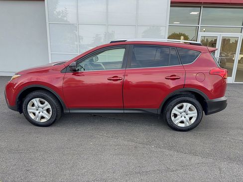 Used 2014 Toyota RAV4 LE AWD/4WD image 10