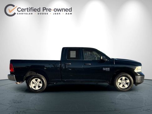 Used 2024 RAM 1500 Classic SLT AWD/4WD image 3