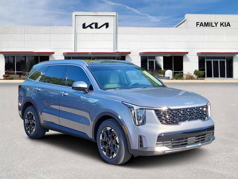 Certified 2025 Kia Sorento S w/ Panoramic Sunroof Package FWD image 1