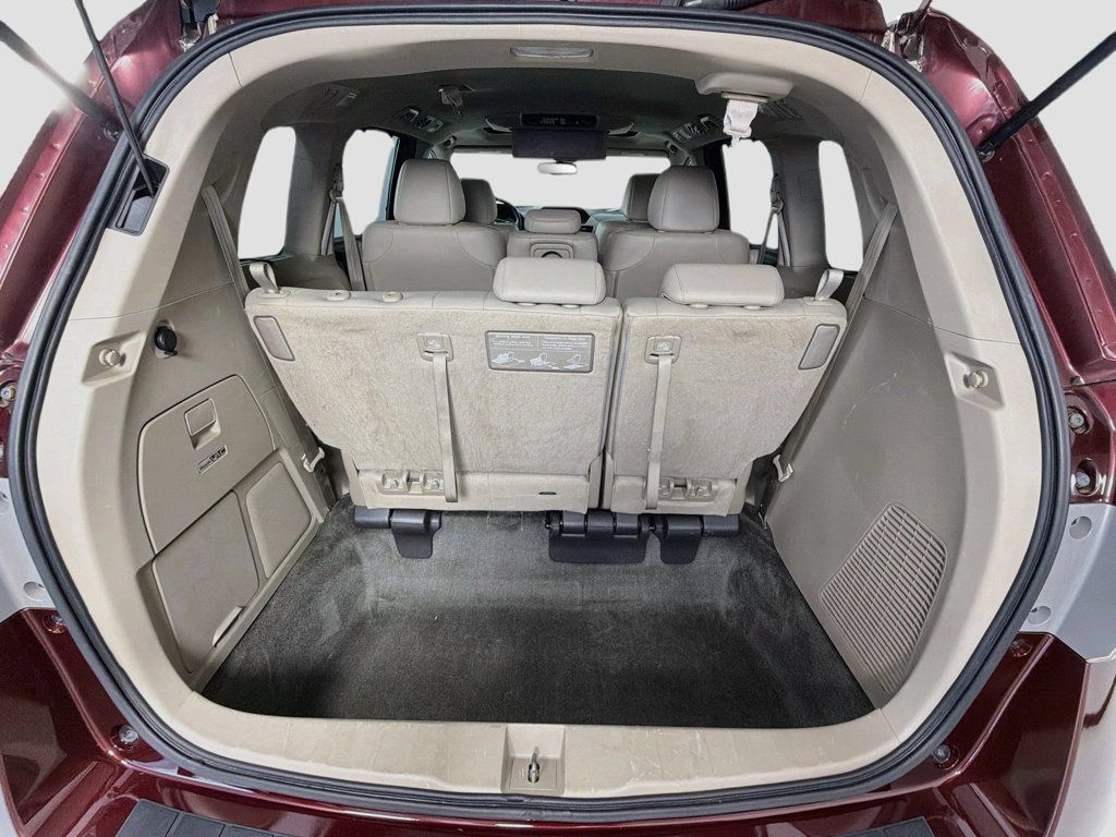 Used 2016 Honda Odyssey Touring Elite image 27