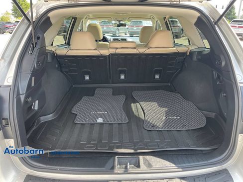 Used 2018 Subaru Outback 2.5i Limited AWD/4WD image 24