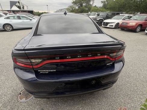 Used 2015 Dodge Charger SXT w/ Driver Confidence Group AWD/4WD image 6