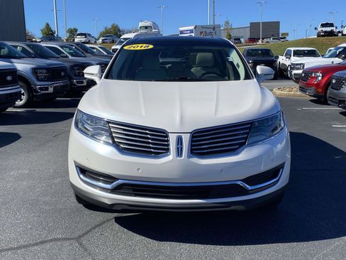 Used 2018 Lincoln MKX Black Label w/ Driver Assistance Package image 2