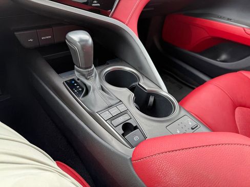 Used 2022 Toyota Camry XSE FWD image 26