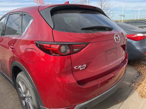 Used 2021 MAZDA CX-5 Grand Touring image 12