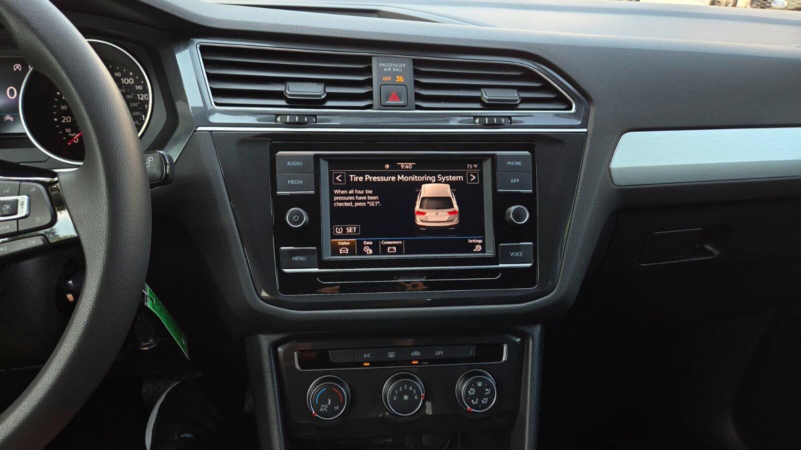 Used 2021 Volkswagen Tiguan S FWD image 29