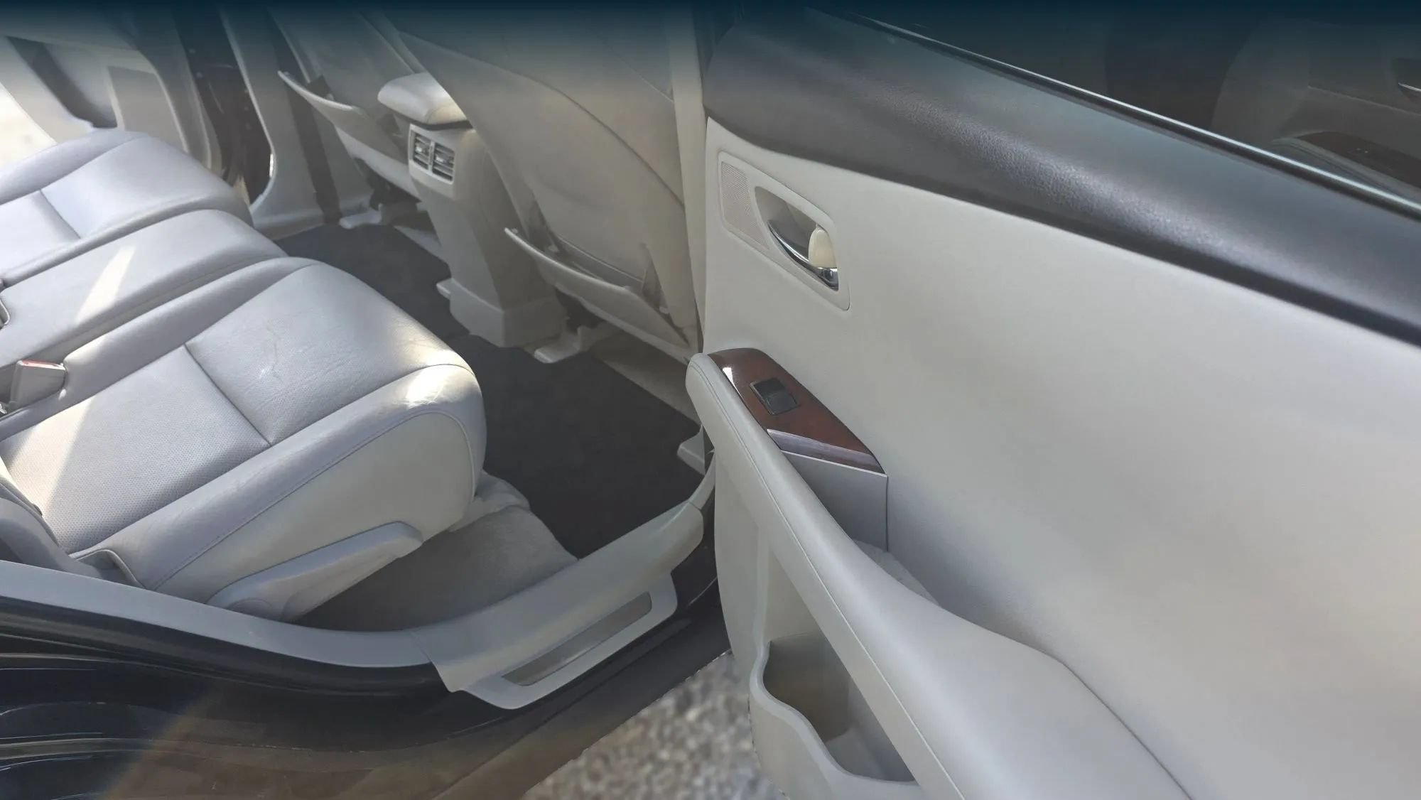 Used 2011 Lexus RX 350 2WD w/ Premium Pkg image 34