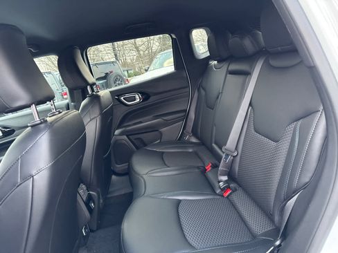 New 2026 Jeep Compass Latitude image 30