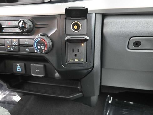 Used 2025 Ford F250 XLT image 42