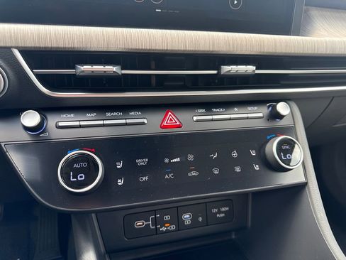 New 2026 Hyundai Sonata Limited FWD image 24