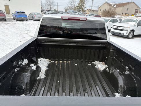 Used 2021 Chevrolet Silverado 1500 LT image 5