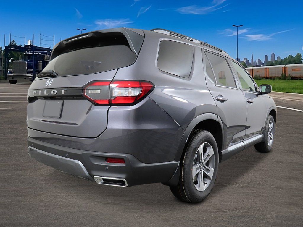 New 2026 Honda Pilot EX-L image 2