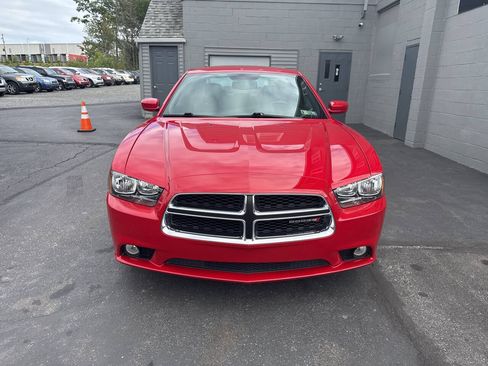 Used 2012 Dodge Charger SXT Plus RWD image 2
