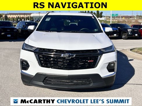 Used 2023 Chevrolet Traverse RS image 4