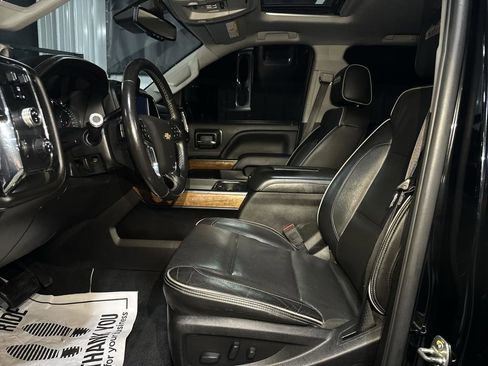 Used 2019 Chevrolet Silverado 2500 High Country w/ Duramax Plus Package image 43