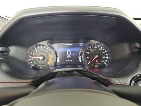 Used 2023 Jeep Compass Trailhawk image 15