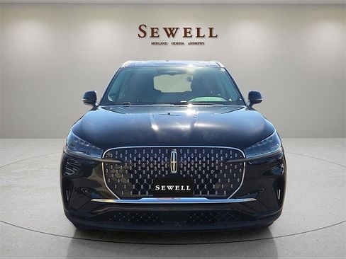 New 2026 Lincoln Aviator Premiere image 8