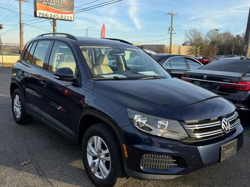 Used 2016 Volkswagen Tiguan S image 3