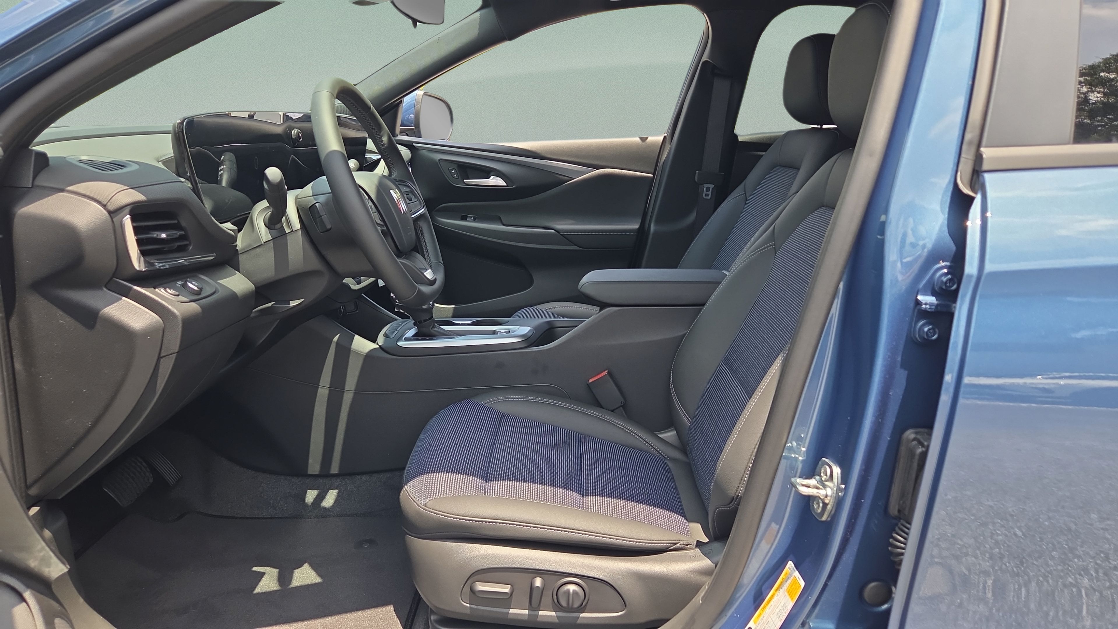 New 2026 Buick Envista Sport Touring w/ Convenience I Package FWD image 10