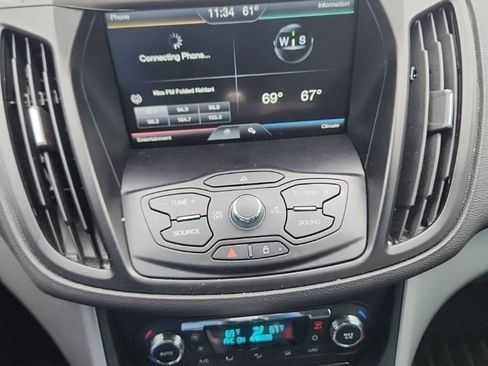 Used 2015 Ford Escape SE w/ Equipment Group 201A image 5