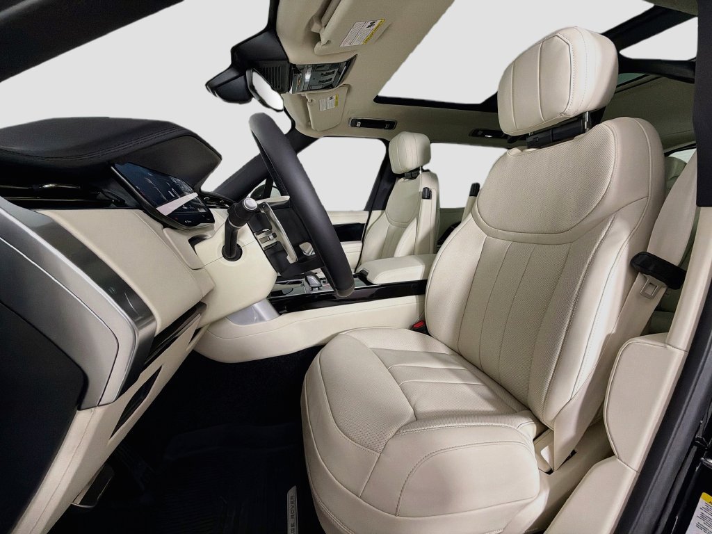 New 2027 Land Rover Range Rover Long Wheelbase SE AWD/4WD image 22