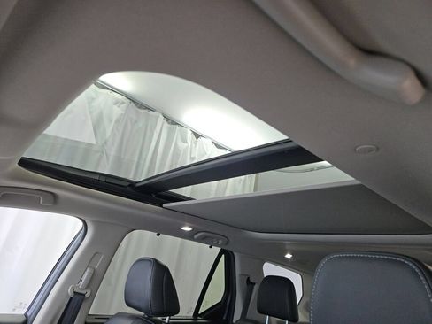 Used 2025 Honda Pilot Touring image 30