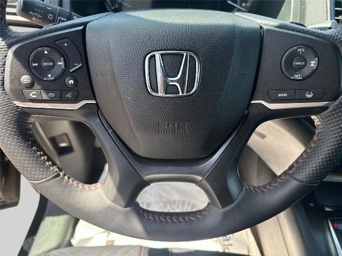Used 2023 Honda Passport TrailSport image 9