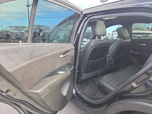 Used 2020 Cadillac XT4 Sport w/ Technology Package image 11