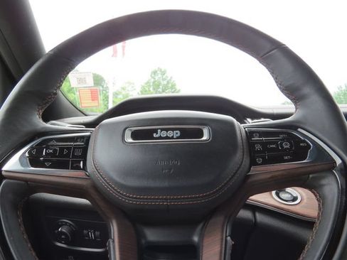 Certified 2023 Jeep Grand Cherokee Summit RWD image 20