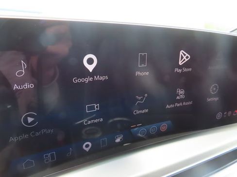 Certified 2024 Cadillac Lyriq Sport w/ LPO, Floor Liner Package AWD/4WD image 21