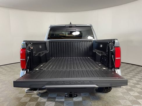 New 2026 Toyota Tacoma Limited AWD/4WD image 18