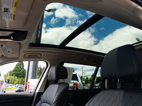 Used 2023 BMW X7 xDrive40i AWD/4WD image 20
