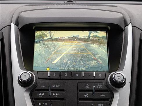 Used 2017 Chevrolet Equinox LS image 10