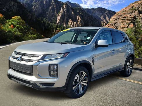 Used 2025 Mitsubishi Outlander Sport AWD image 5
