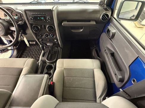Used 2009 Jeep Wrangler X AWD/4WD image 24