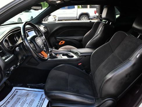 Used 2021 Dodge Challenger GT w/ Plus Package image 7