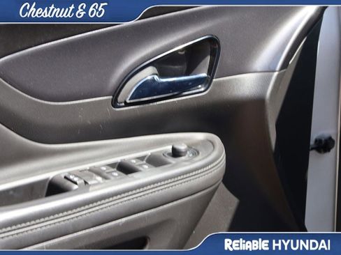 Used 2022 Buick Encore Preferred w/ Safety Package image 22