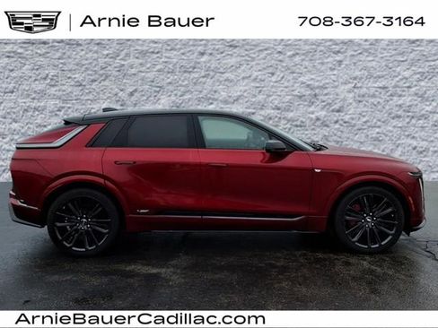 New 2026 Cadillac Lyriq V image 4