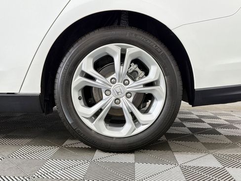 Used 2025 Honda Accord LX image 9