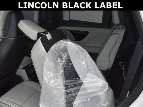 New 2026 Lincoln Aviator Black Label w/ Dynamic Handling Package image 11